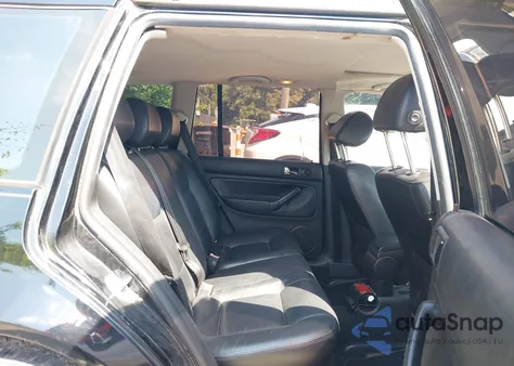 2001 Volkswagen Jetta Gls z USA, uszkodzony, nr VIN WVWSB61J61W568930